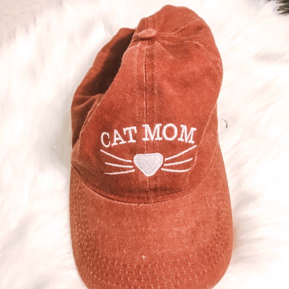 David and Young Accessories - Cat Mom hat
